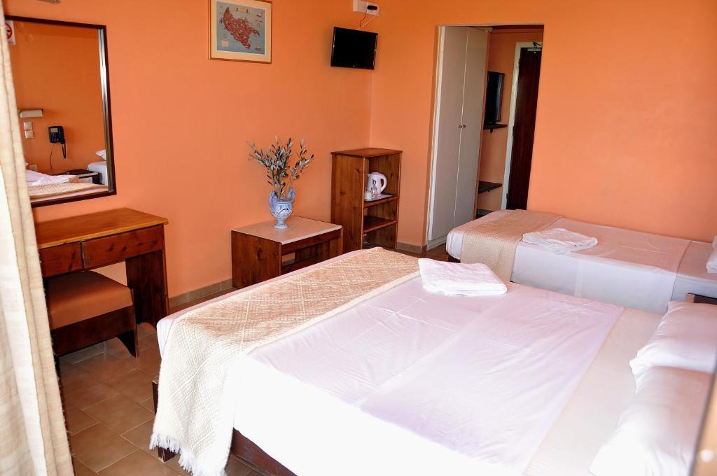 Valais Hotel Alykanas  Room photo